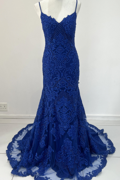 The Courtly Dress