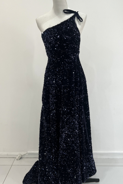 The Kendra Dress